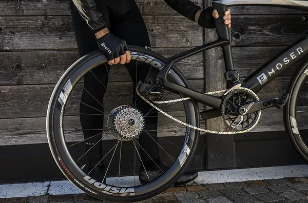 Moser 2 Roues Caroussel 3