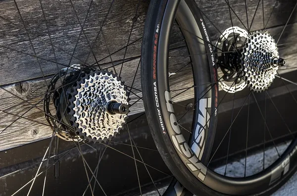 Moser 2 Roues Caroussel 5