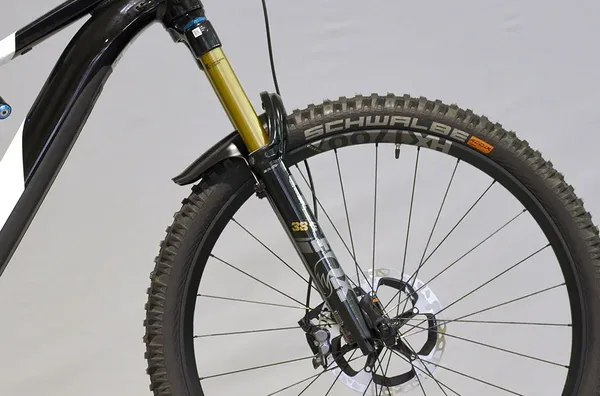 VTT electrique enduro Commencal promotion 2