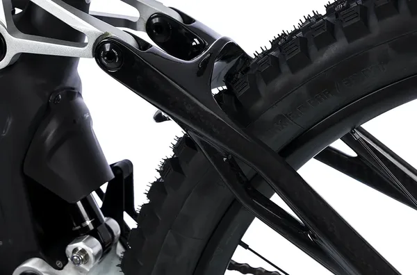 XMF 1 7 Carbon Race Fantic 4