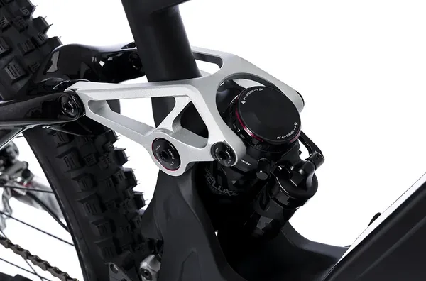 XMF 1 7 Carbon Race Fantic 9